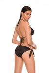 Bottom negro mujer asoleador mujer playa piscina